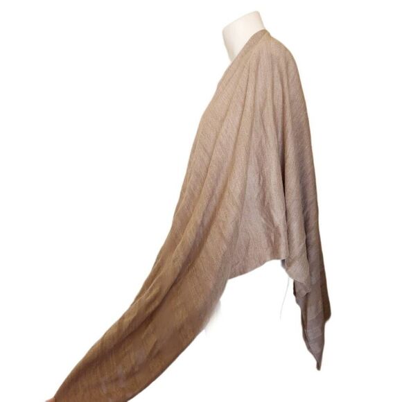 Calvin Klein osfm knit shadow stripe neutral tan shawl throw on lightweight blan - Picture 4 of 7